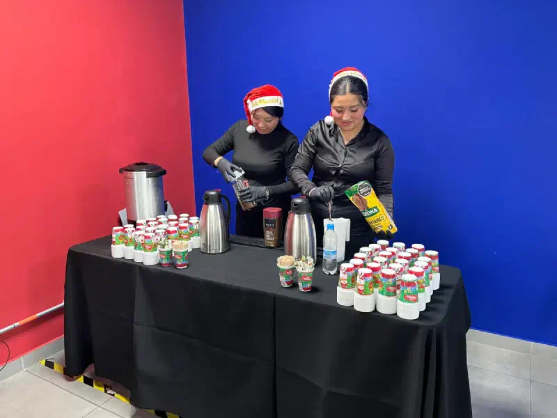 Estación de café de Experiencia VINTO en un evento corporativo en oficinas, foto 8 de 56