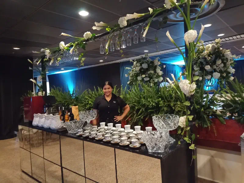 Estación de café de Experiencia VINTO en un evento especial o VIP, foto 9 de 30