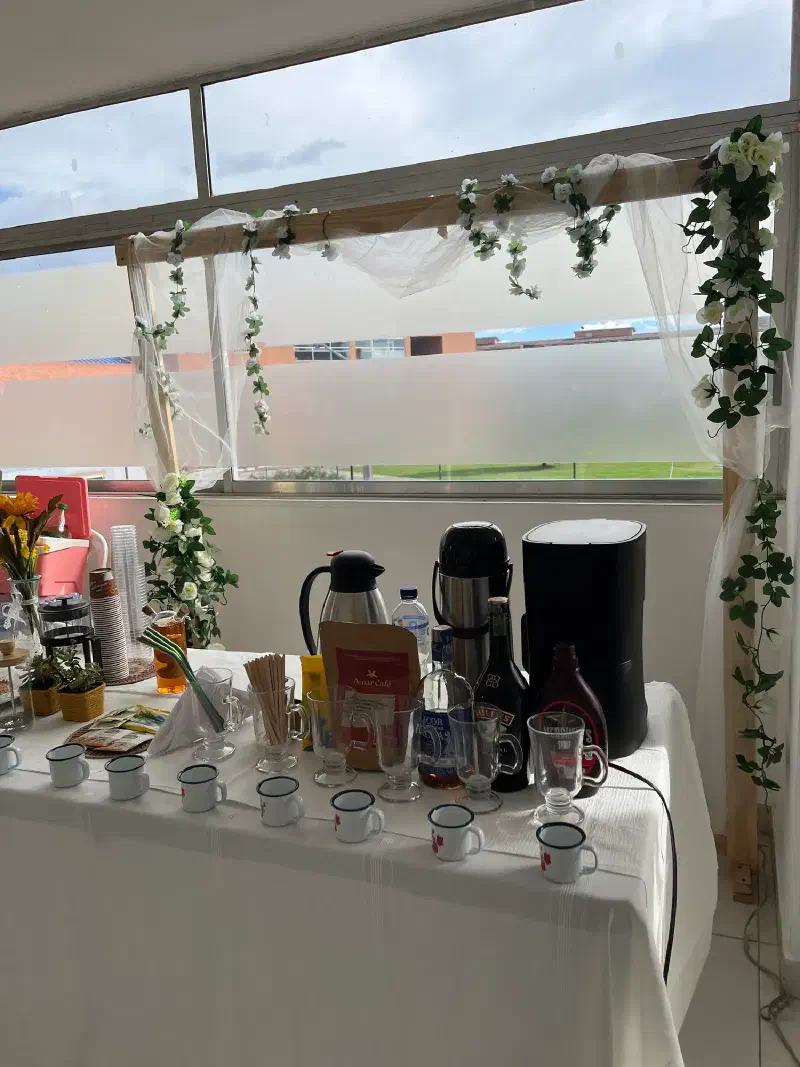 Estación de café de Experiencia VINTO en una boda o evento social, foto 5 de 39