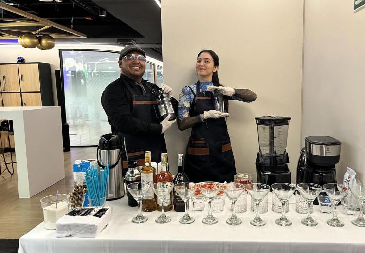 Directivos, socios y celebridades: la inauguración de VERTIV en Bogotá con café de especialidad y cero contratiempos