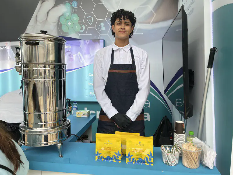 Estación de Café Artesanal para Congreso Médico de Xinetix Pharma - Imagen 9